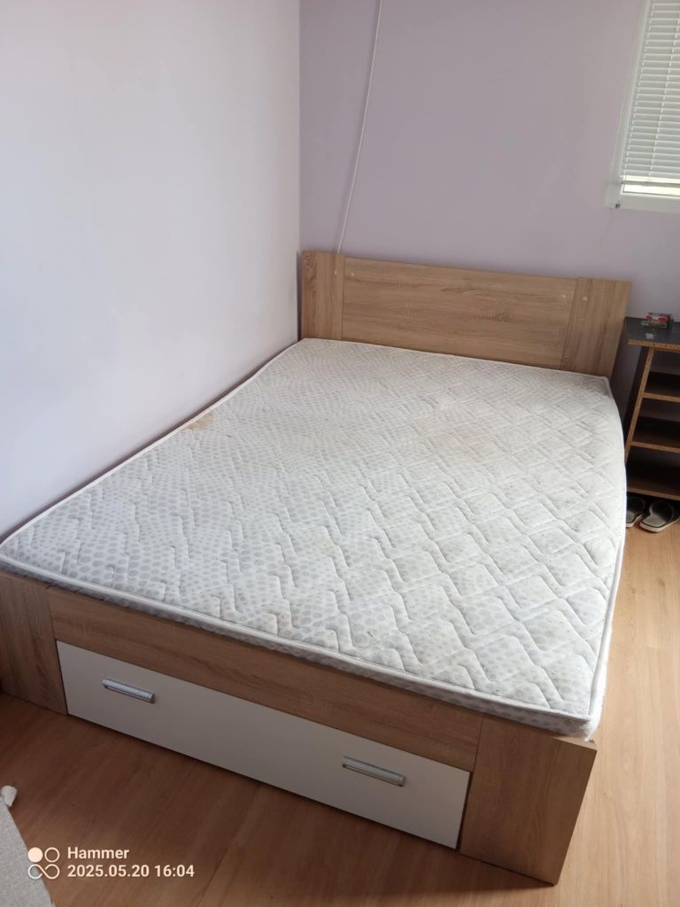 Запазена Приста 200x160 без матрак