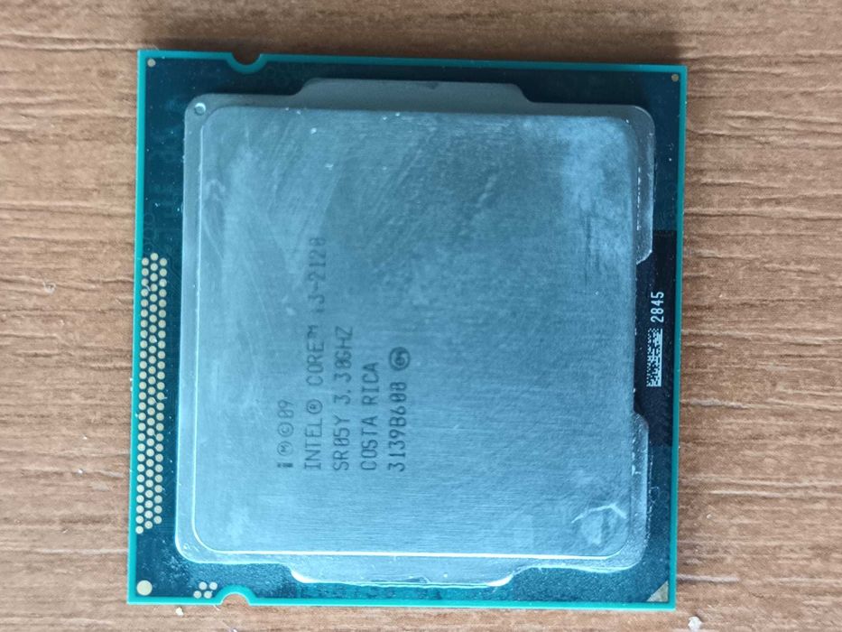 Procesoare Intel i3-3240 , i3-2100 , i3-2120 , E7500