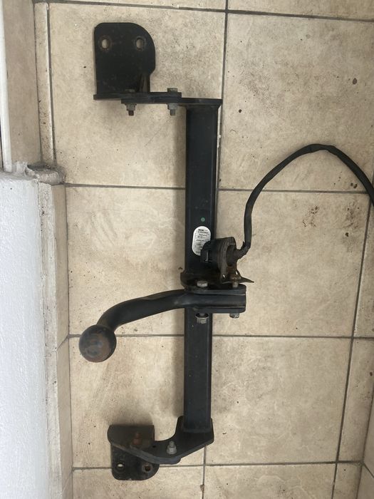 Sistem  carlig Thulle Toyota Auris