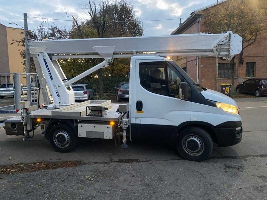 Nacelă prb 25m MZ 250 pe Iveco