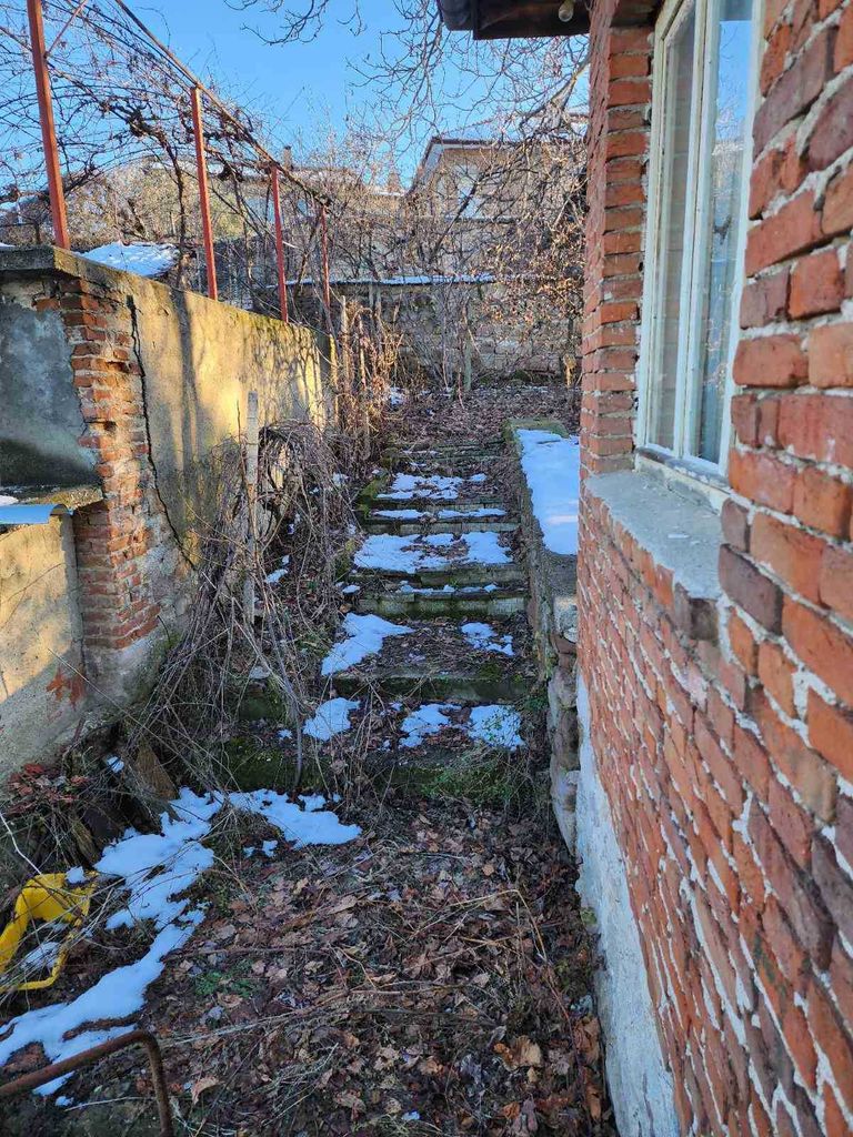 Продава се Къща в Перущица - 131 кв.м за 497 €/кв.м - Снимка #8