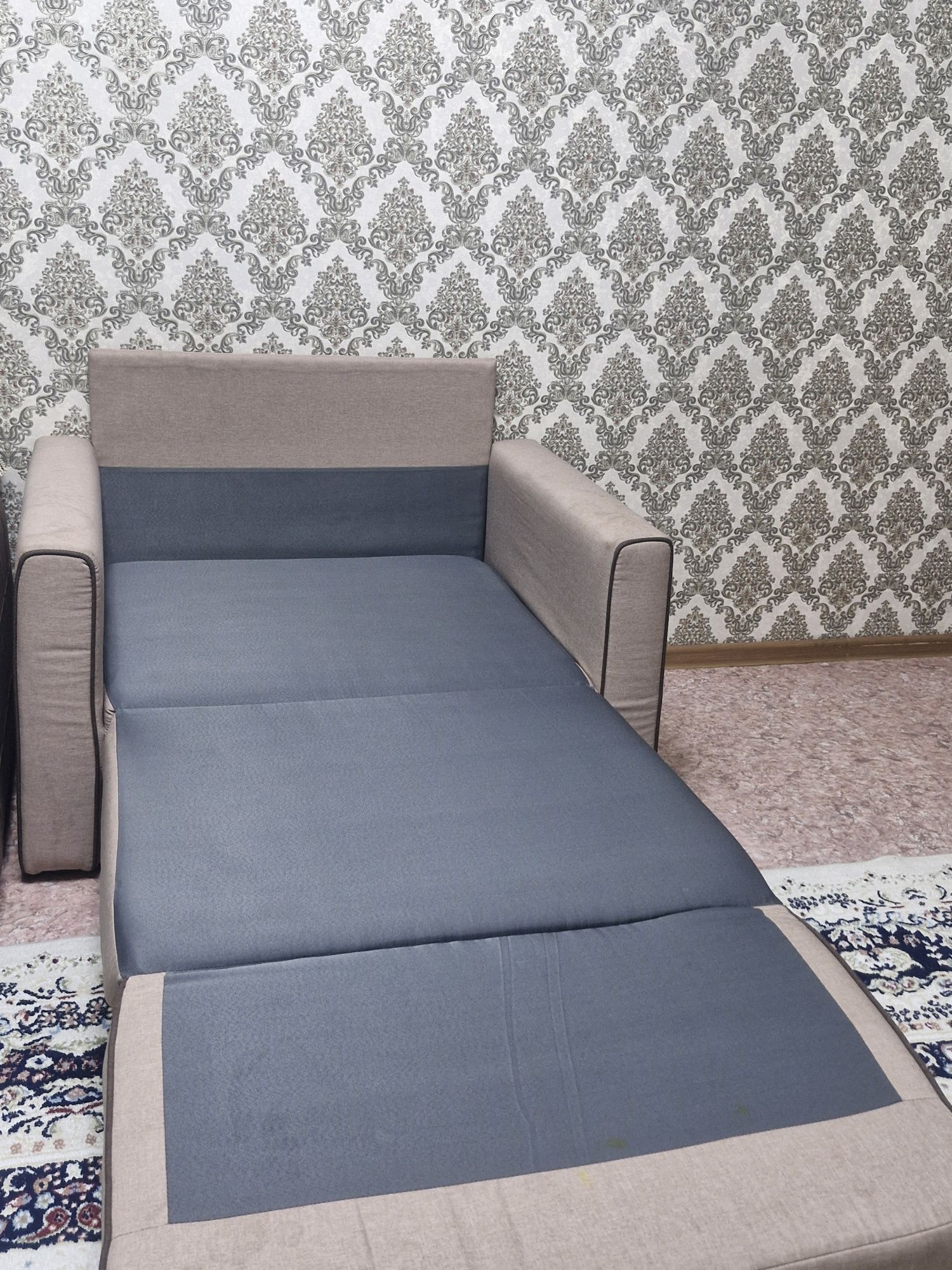 Продаётся 2× кресло кровать