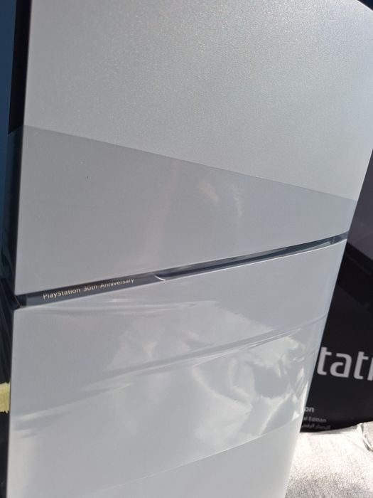 UPDATE! Sony PlayStation 5 Slim 30th Anniversary limited disk edition