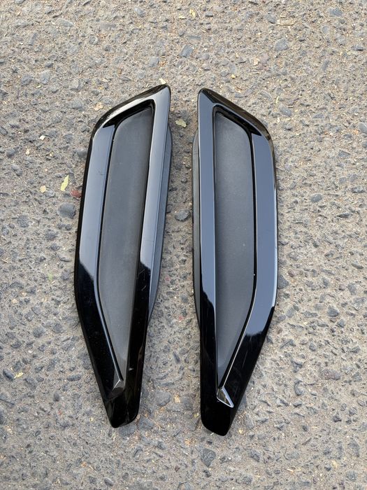 Продаю Жабры на крыло BMW G05 X5 Оригинал