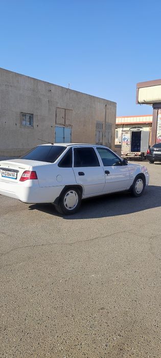 Nexia 2  kraska toza.  Ideal avtomobil kamchililk xarajatlari yoq