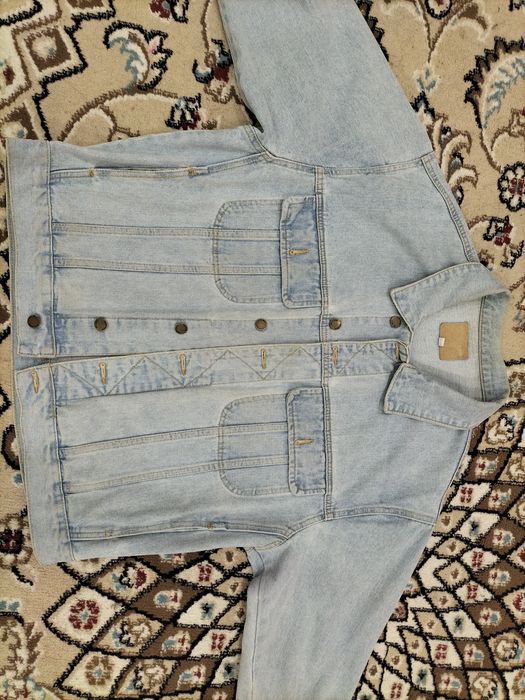 продам джинсовку размер  оверсайз