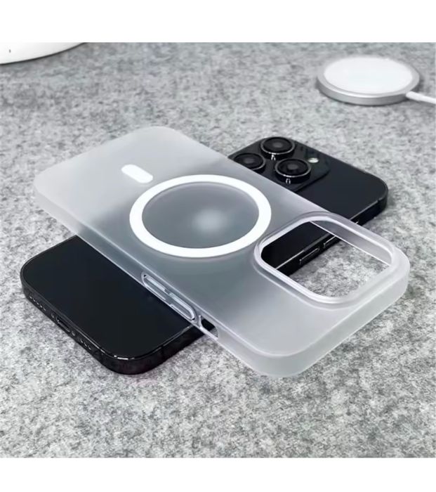 Iphone 13/14/15/16/17 PRO MAX AIR Husa Magsafe PC Matte Folie 0,2MM