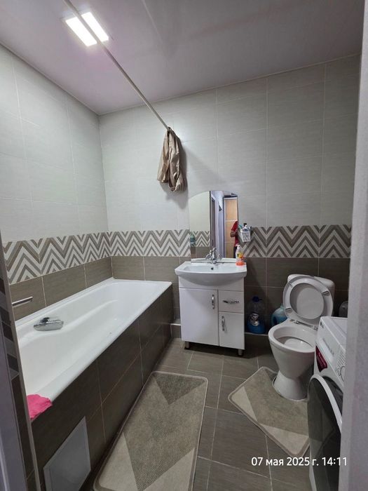 Uy sotiladi Yakkasaroy, aeroport yonida. Продаётся кв. на Якасарае