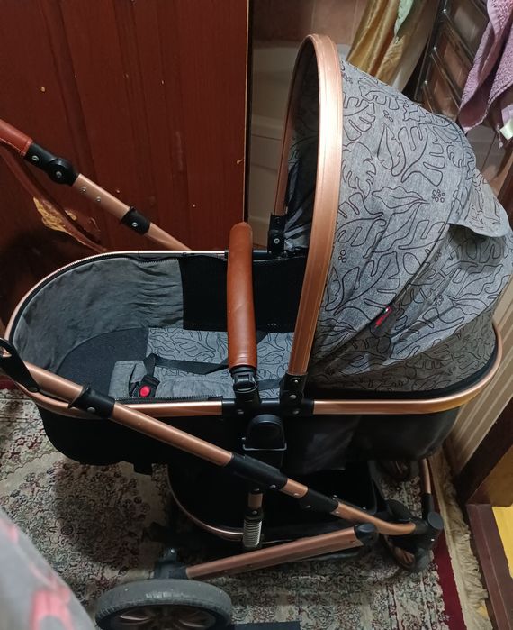 Детский каляска сотилади