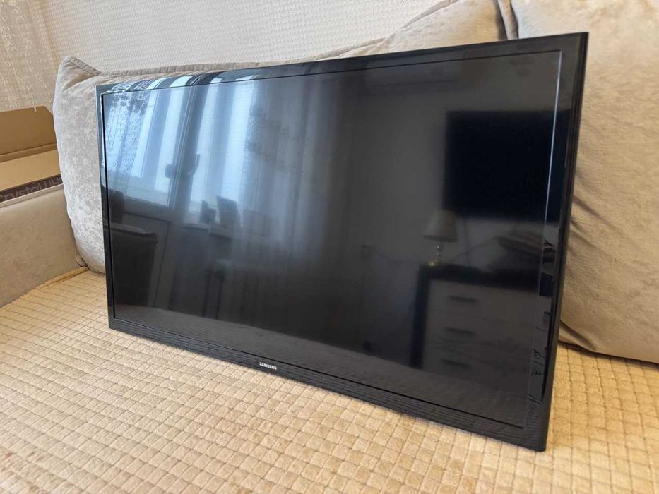 Телевизор Samsung UE32J4500AKXKZ 81 см черный