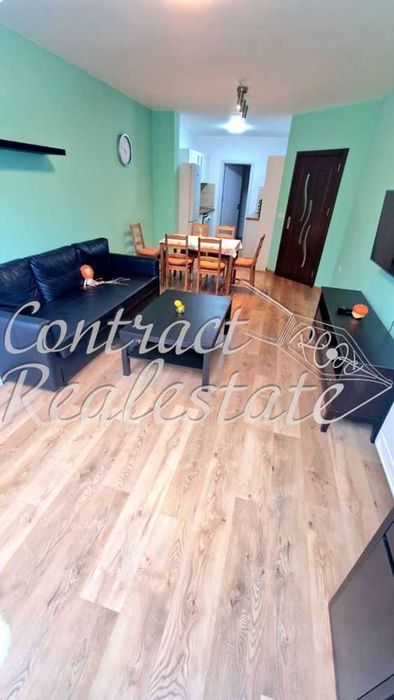 Дава се под наем Двустаен апартамент в Варна, Цветен квартал - 65 кв.м за 433.5 € - Снимка #1