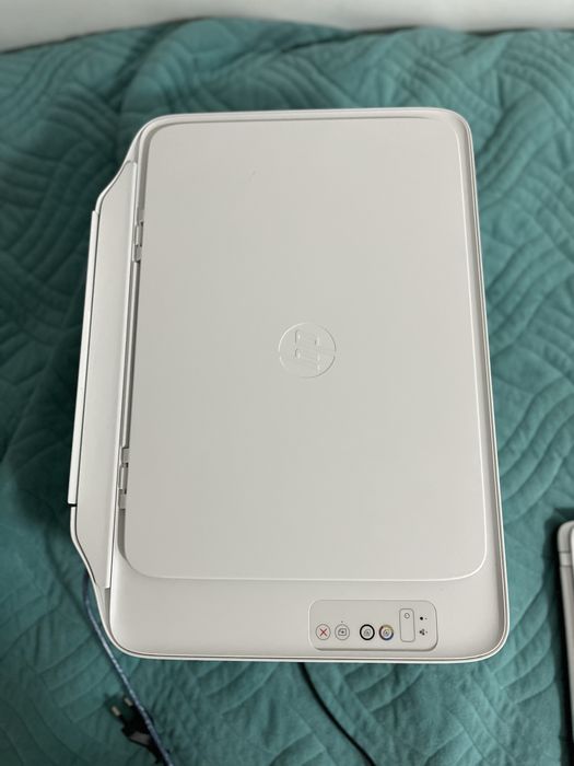 Продам принтер HP DeskJet 2320