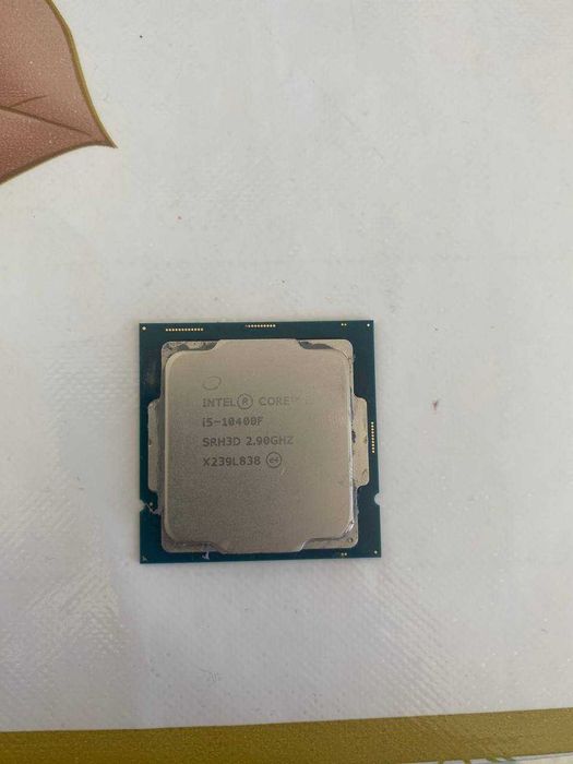Процессор 10400F