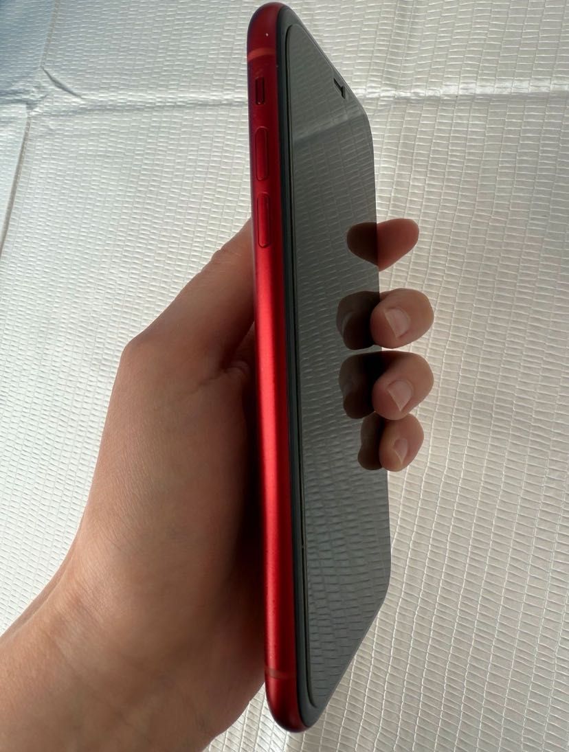 IPhone Xr Red Запазен