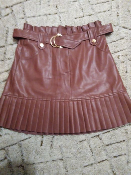 Дамска кожена пола Zara