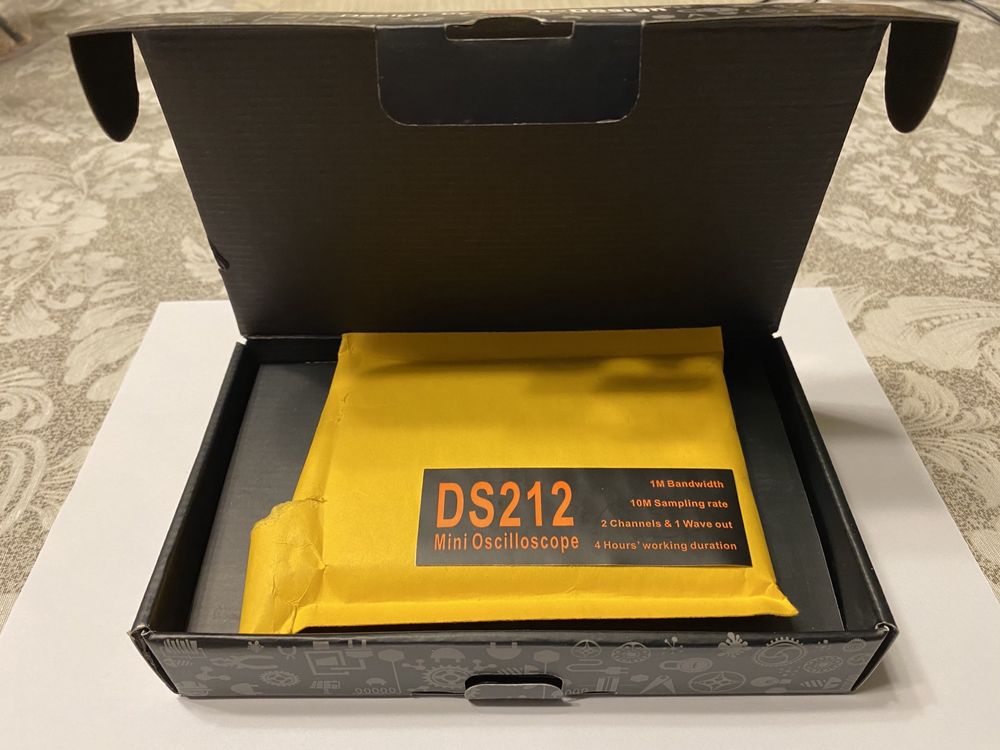 Mini osciloscop portabil DS212, folosit o singura data