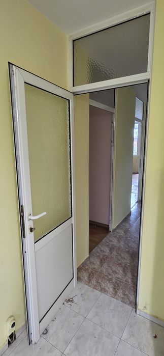 4 броя алуминиеви врати