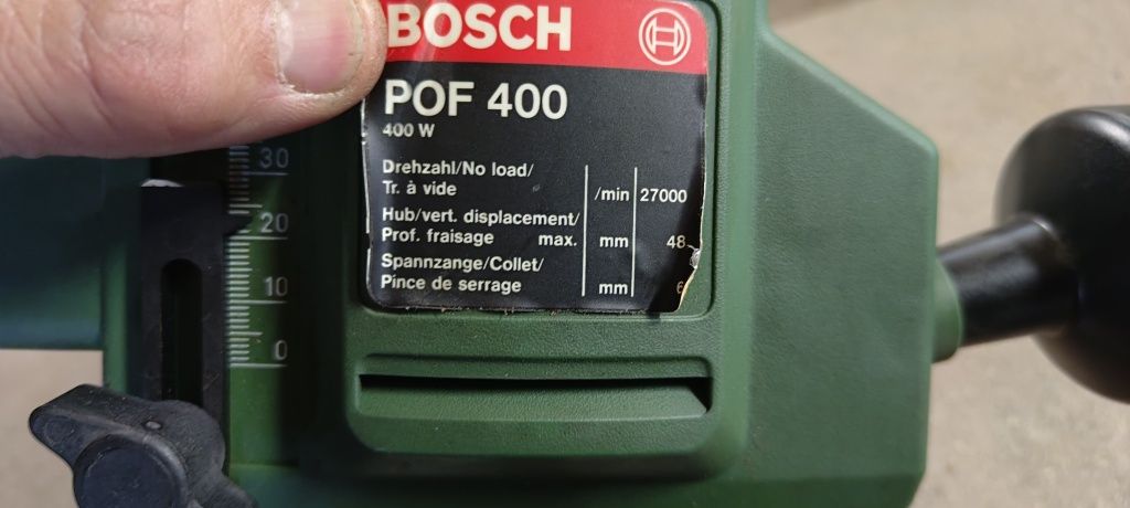 Оберфреза Bosch POF 400