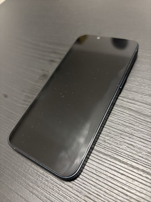 Iphone 14  ,fara zgarieturi sau alt defect