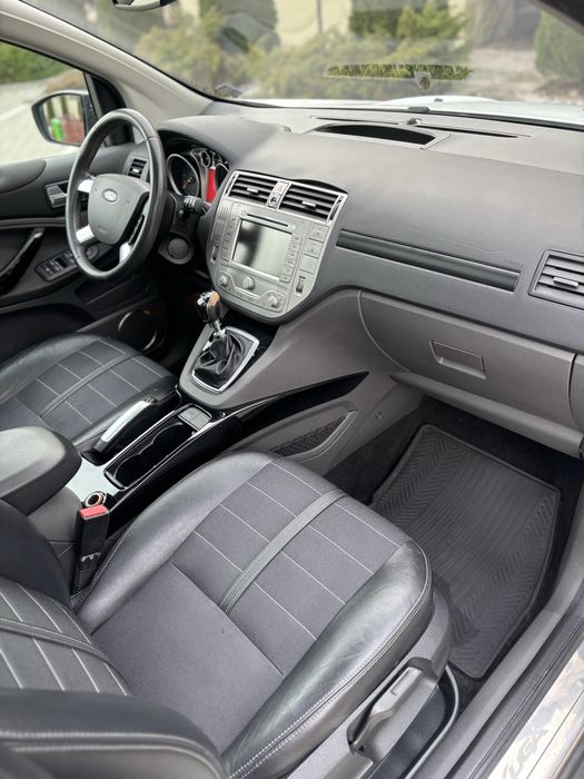 Ford Kuga Titanium 4x4  FULL   Xenon  Led  Panoramic  Import Germania