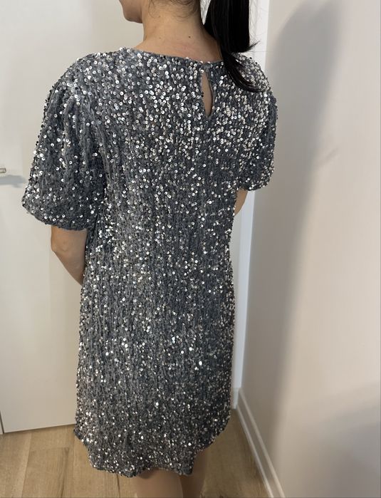 Дамска рокля с пайети ХЛ