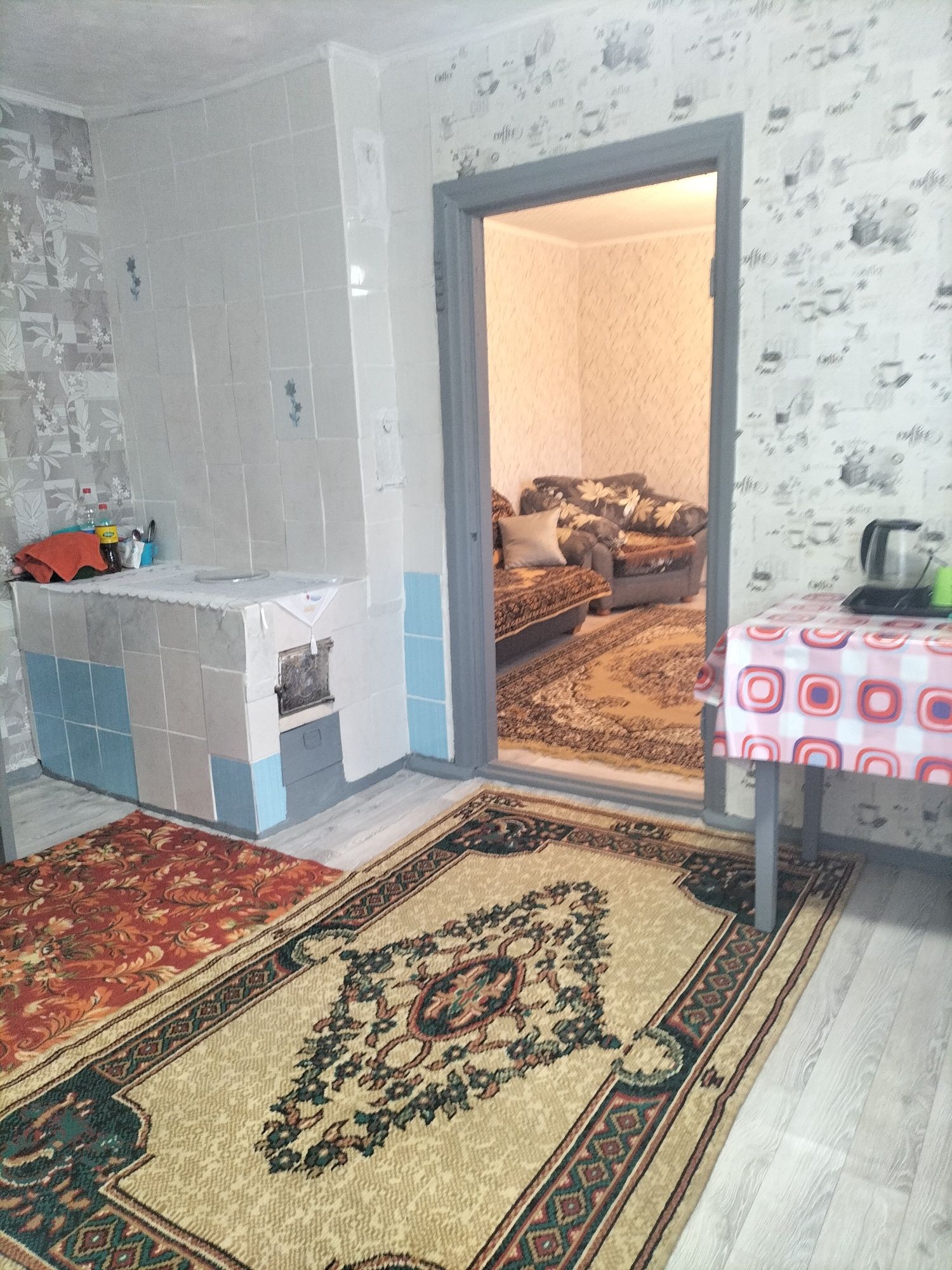 Продам часть дома в центре п.Восточного!