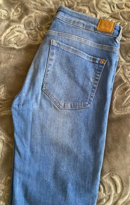 Blugi Zara Marime 36