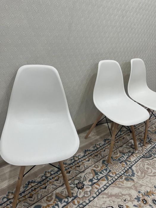 Продам стулья по 5000