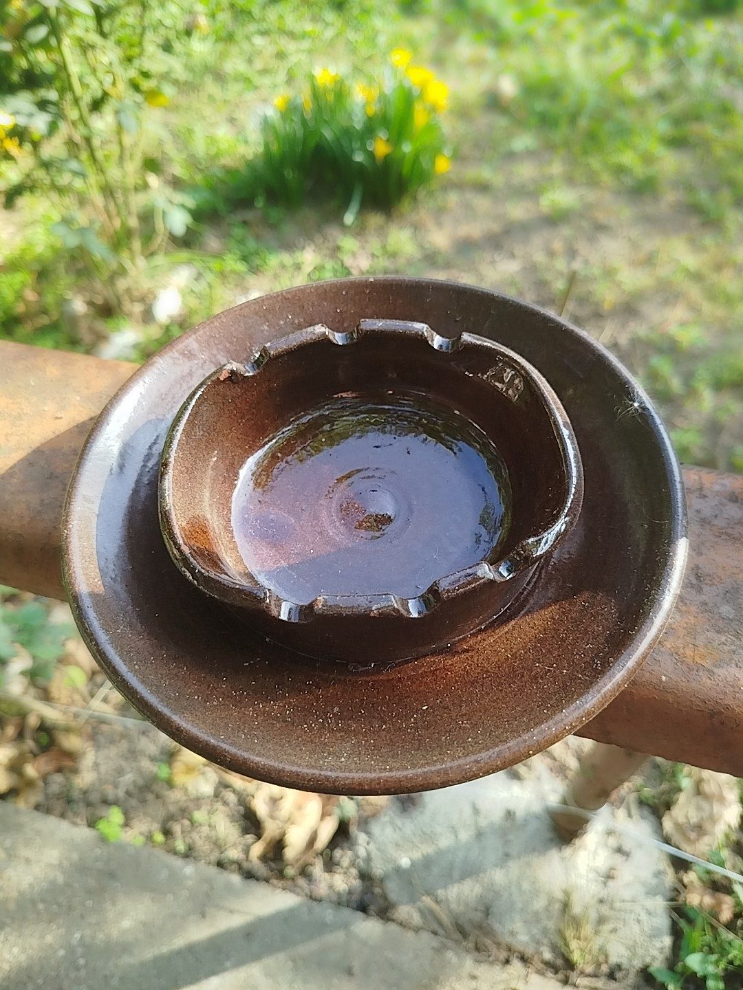 Стари керамични пепелници