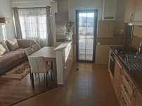 Vând apartament 3 camere 63 mp, Floresti str. Abatorului, zonă f. bună