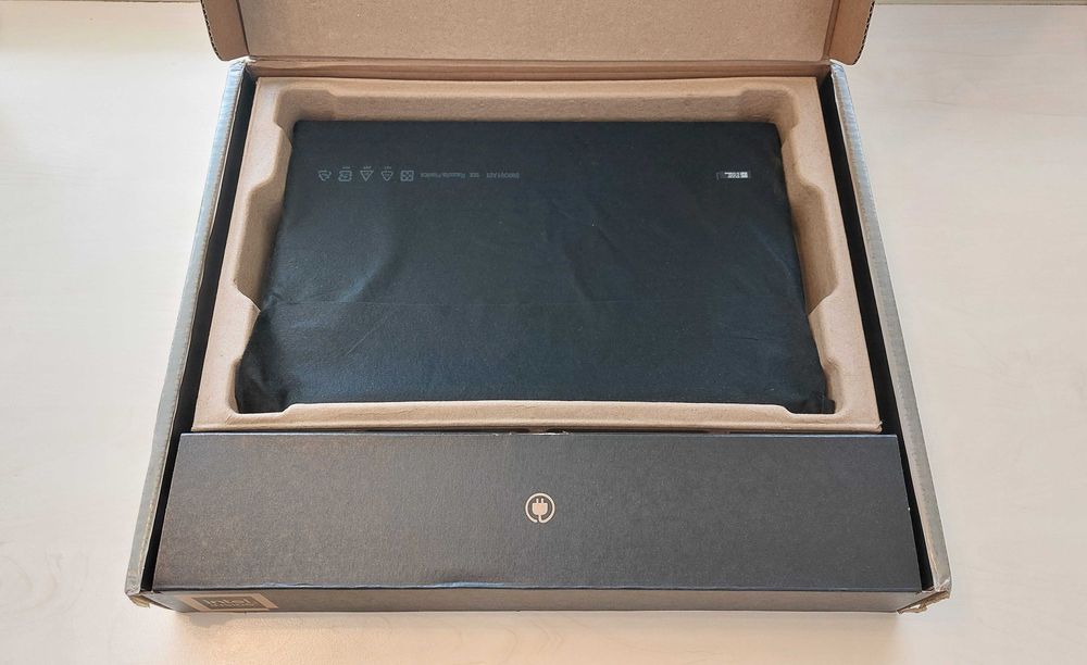 Dell 7410 2TB HDD, i5-10310U, 16GB RAM, Нова батерия