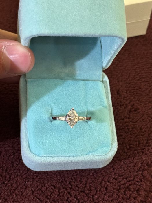 Кольцо бриллиант