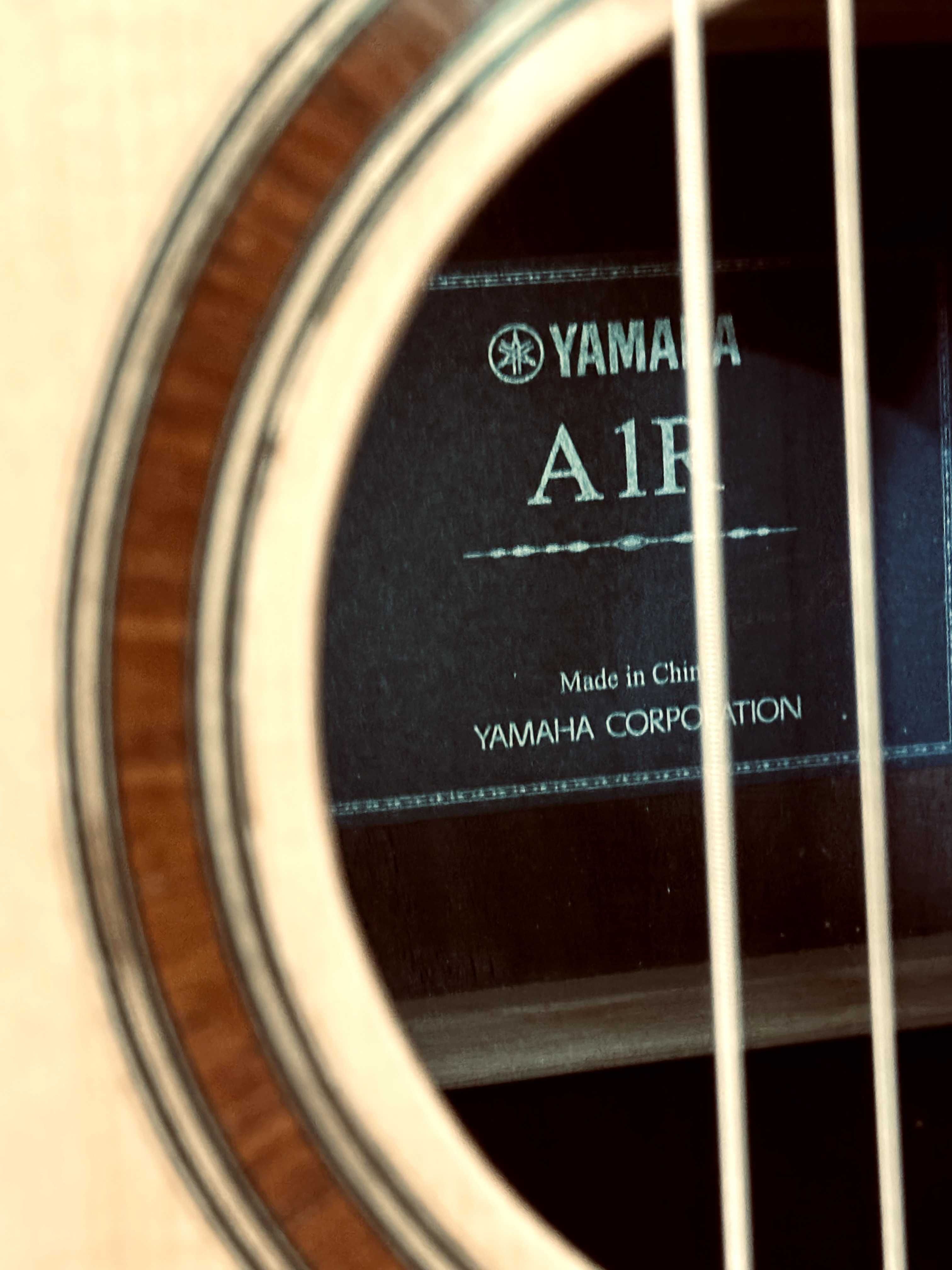 Yamaha A1R – электроакустическая гитара (Оригинал)