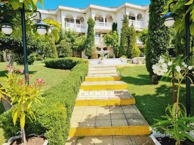 Продава се Двустаен апартамент в Свети Влас - 64 кв.м за 1461 €/кв.м - Снимка #9