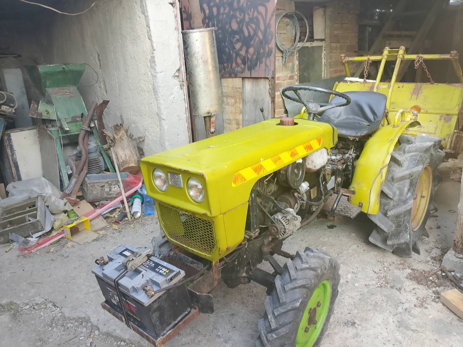 Продавам трактор Yanmar 1300D
Продавам трактор Yanmar 1300D
