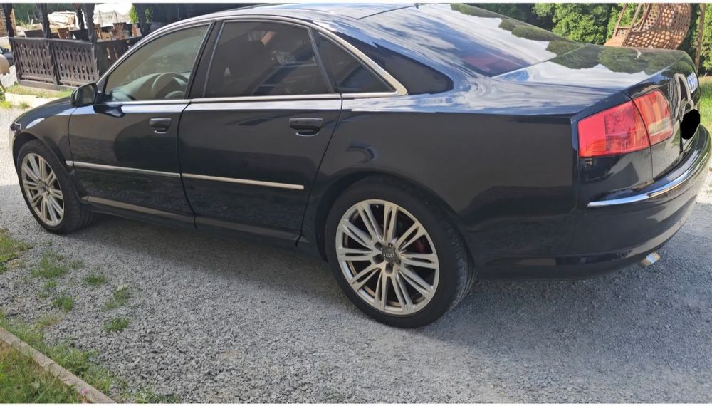 AUDI A8 3.0TDI quattro