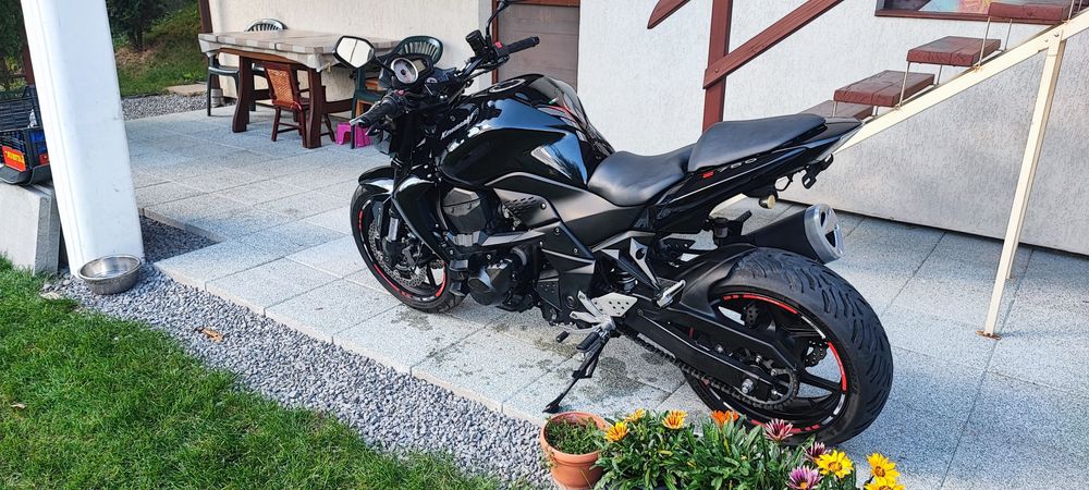 Kawasaki Z750 ABS