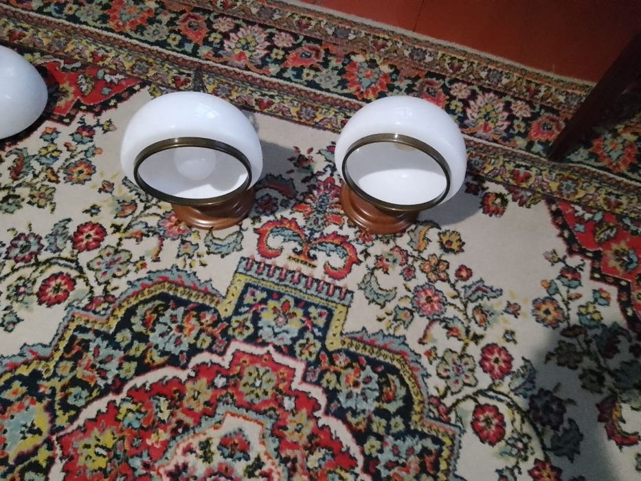 Продаю всё вместе Люстру и Бра