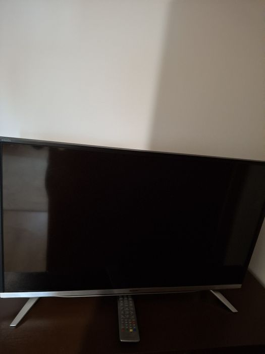 Vând televizor Sharp tv smart