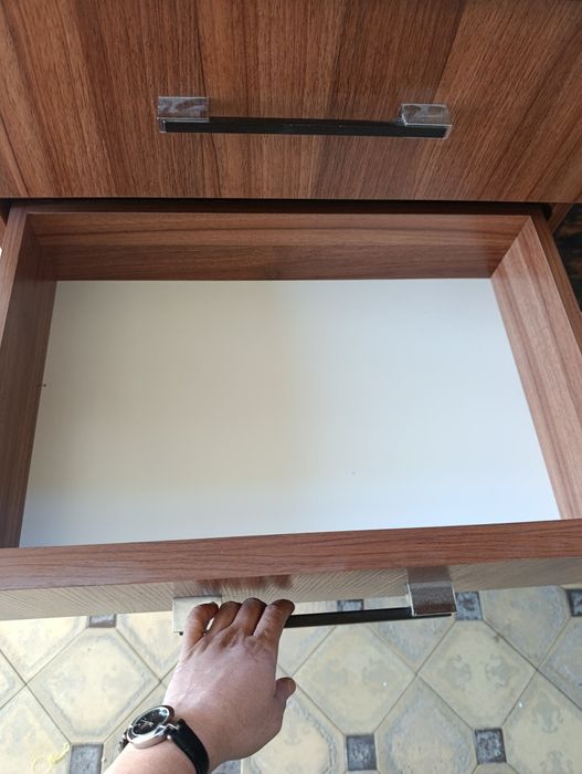 Продаётся Мебель для спальни