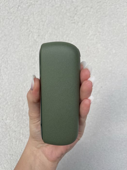 IQOS Iluma Moss Green