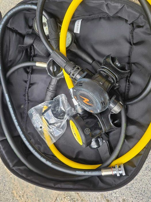 Комплект висок клас водолазни регулатори Scubapro Calypso