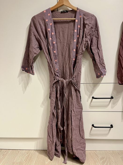 ПОДАРЯВАМ! Блуза за бременни и кърмене, халат и клинове за бременни