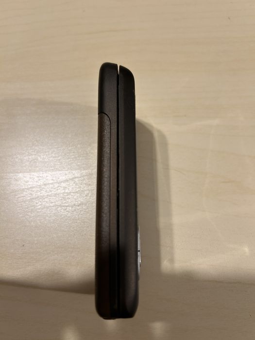 Telefon mobil Nokia E65