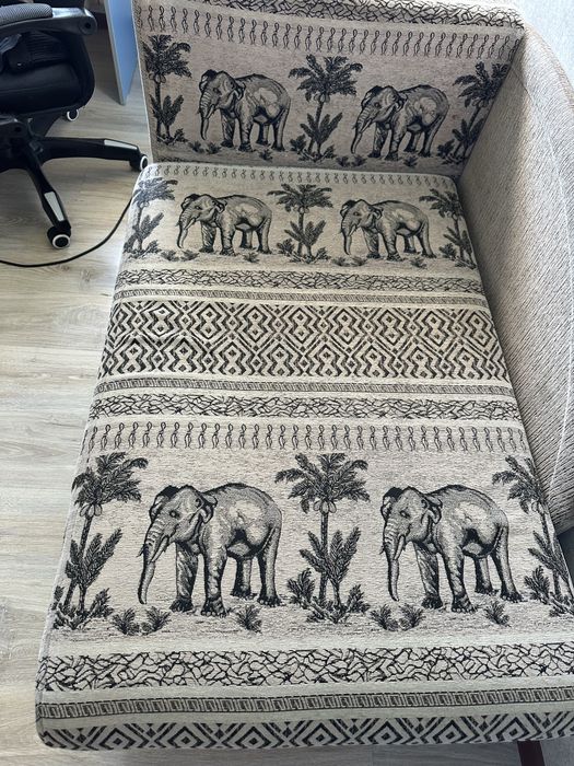 Продам диван 2 шт, цена указана за штуку