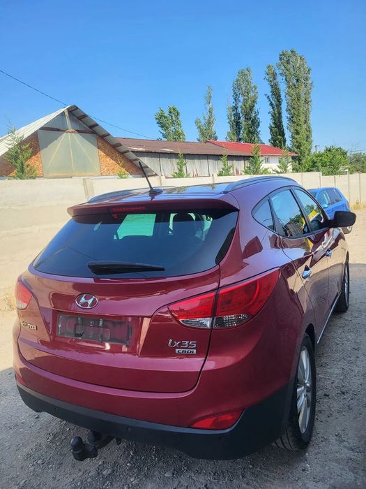 BARA/CAPOTA/ARIPI/FARURI/TRAGER HYUNDAI IX35 2.0 CRDI AN 2011