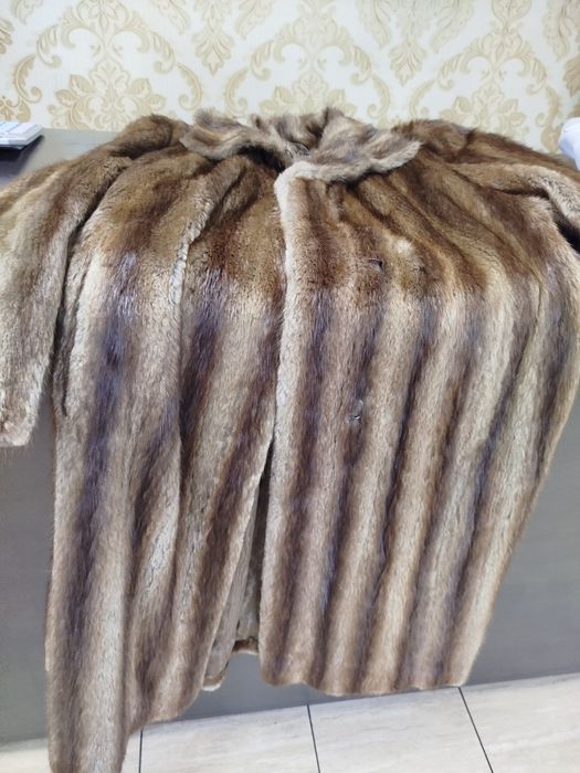 Haina de blană naturală