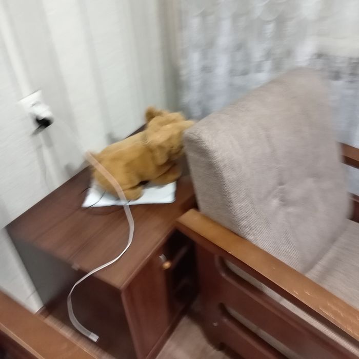 Стенка, чистое дерево, тёмного коричневого цвета