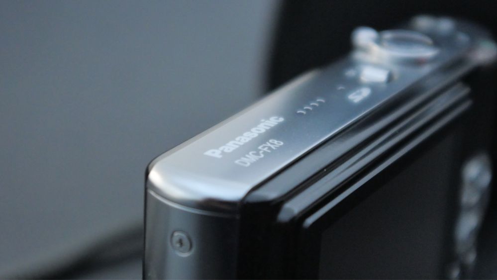 Panasonic LUMIX DMC-FX8 5.0MP Digital Camera