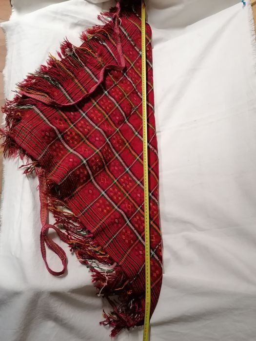 Родопски части от дамска носия (кърпа за кръста, чорапи, торба